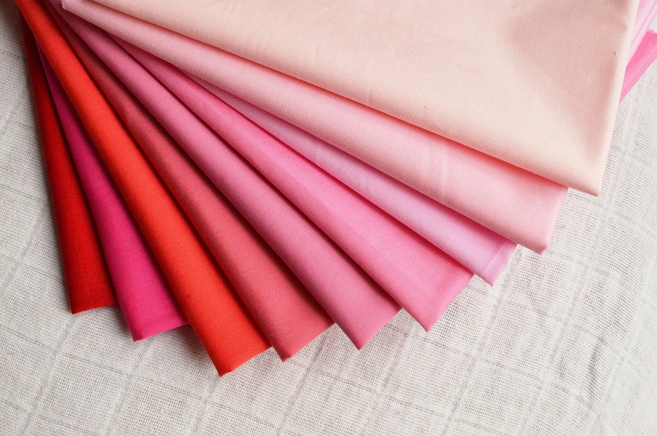 g1ea514caf665d77f55442c2510207ab3963aa5977a716ebeb0715e66acd188ff679cb1e4bf256616d3cc23c4a24ff1cc58f414c2185b30851275bdaa152244d6 1280 4676415 cotton, pink cloth, red cloth, cloth, cotton, cotton, pink cloth, cloth, cloth, cloth, cloth, cloth